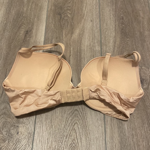 Variety Lot of 34D Bras - Picture 8 of 16